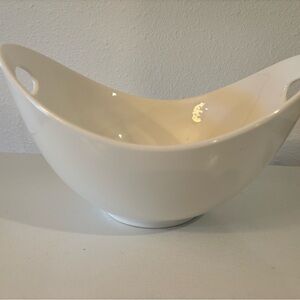 Elegant White Serveware Bowl